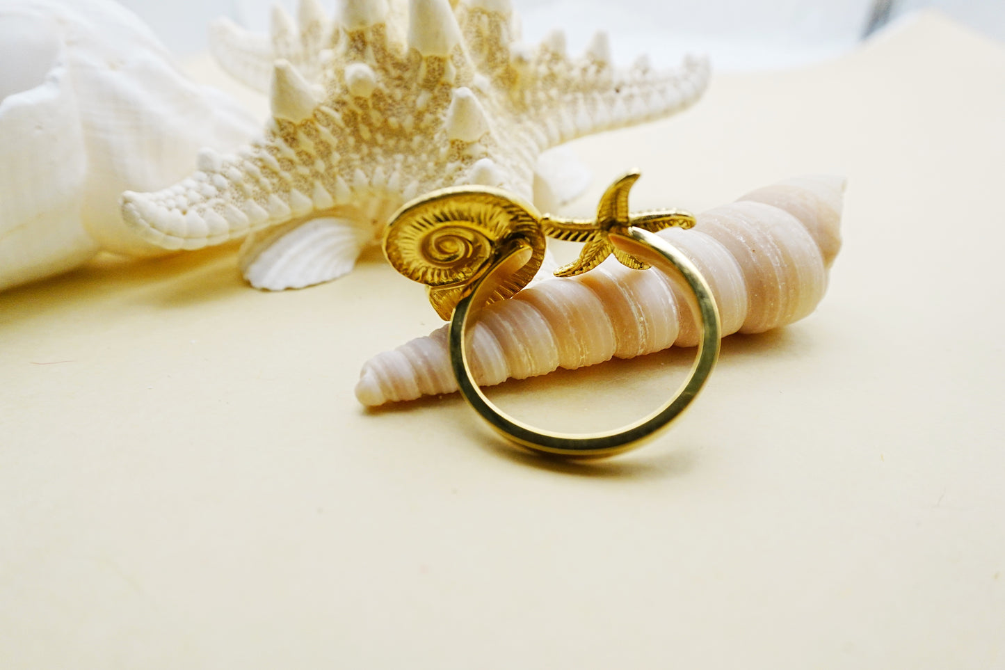 Marina Ring – 18K Gold Plated, Waterproof Starfish & Seashell Ring